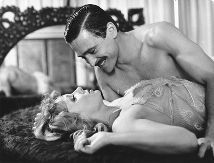 Josef Nedorost byl miláčkem žen a kromě rolí sportovců si střihl i několik milovníků.