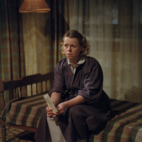 snímek z filmu Od sedmi do čtyř (Iva Janžurová)