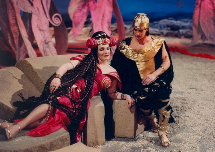 snímek z pohádky Putování po Blažených ostrovech (Regina Rázlová a Jan Potměšil)