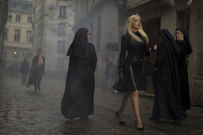 Teď ale nastal čas postarat se o rodinu, hlavně o dceru Zoey.