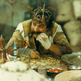 snímek z filmu Tři veteráni (Július Satinský)