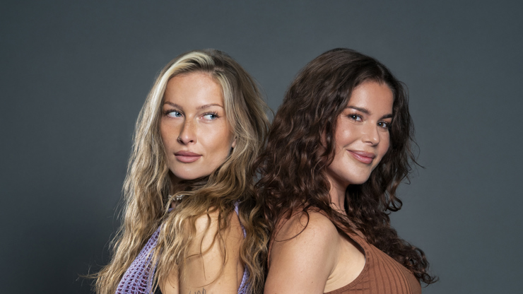 Adéla Picková a kamarádka Ester.