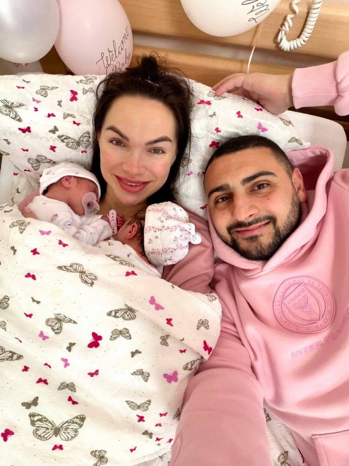 Holčičky dostaly krásná jména.- Jasmínka a Elianka.