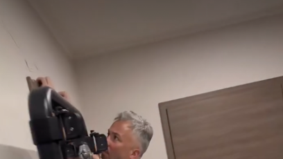 FOTO: V jejich domě jsou veliké praskliny.