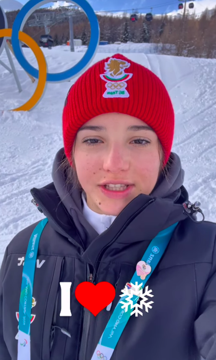 Tuzemská policie ale po krevních testech lyžaře jakoukoliv opilost rezolutně vyloučila.