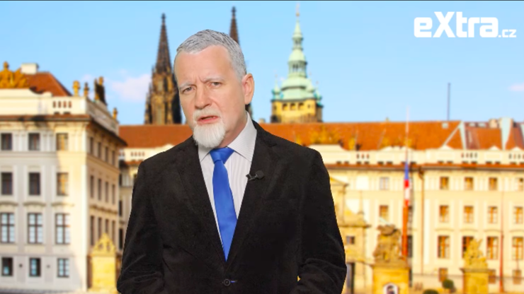 Týden se s týdnem sešel a je tu opět oblíbený pořad To byl zase týden. Tentokrát se imitátor Petr Jablonský převtělil do hlavy státu Petra Pavla.