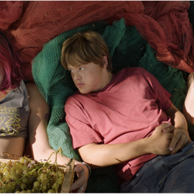 Juliana Oľhová, David Vodstrčil, Aňa Geislerová ve filmu Karavan.