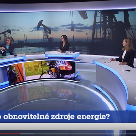 Miroslav Ševčík si myslel, že si oblékl zelený svetr a košili, byla to však modrá.