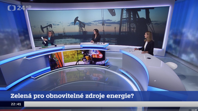 FOTO: Miroslav Ševčík si myslel, že si oblékl zelený svetr a košili, byla to však modrá.