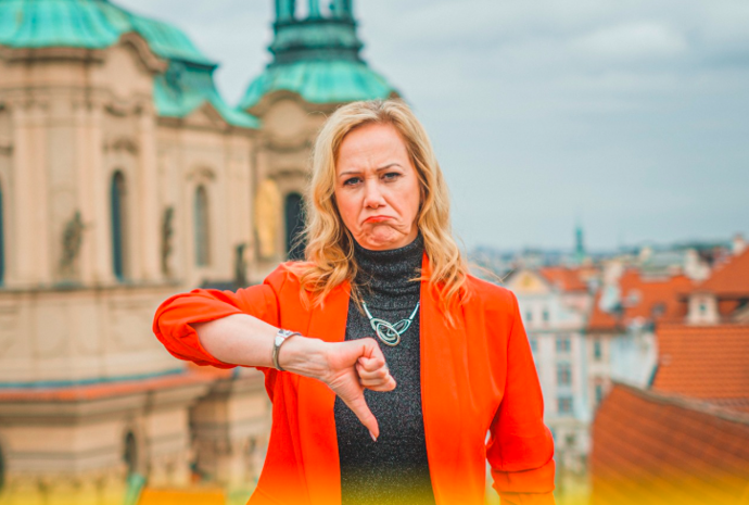 Jana Komrsková oznámila, že se rozhodně nenechají zastrašit. 