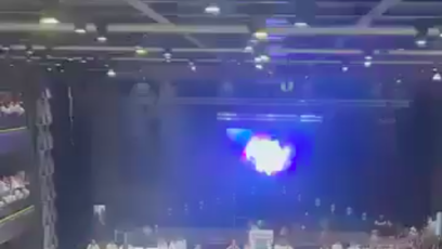 FOTO: Maturitní ples se pořádal ve Fóru Karlín.