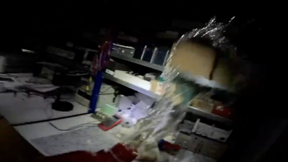 FOTO: Žháři zveřejnili video ze zapálení zbrojovky v Pardubicích.