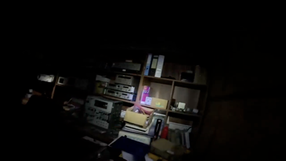 FOTO: Žháři zveřejnili video ze zapálení zbrojovky v Pardubicích.