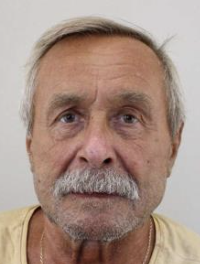 Tatínek Míši Salákové se našel.