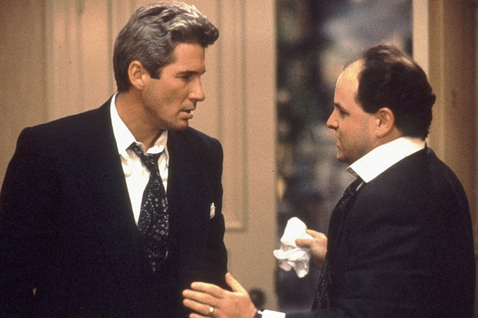 Edwardova proradného a bezcitného právníka Philipa si zahrál Jason Alexander.