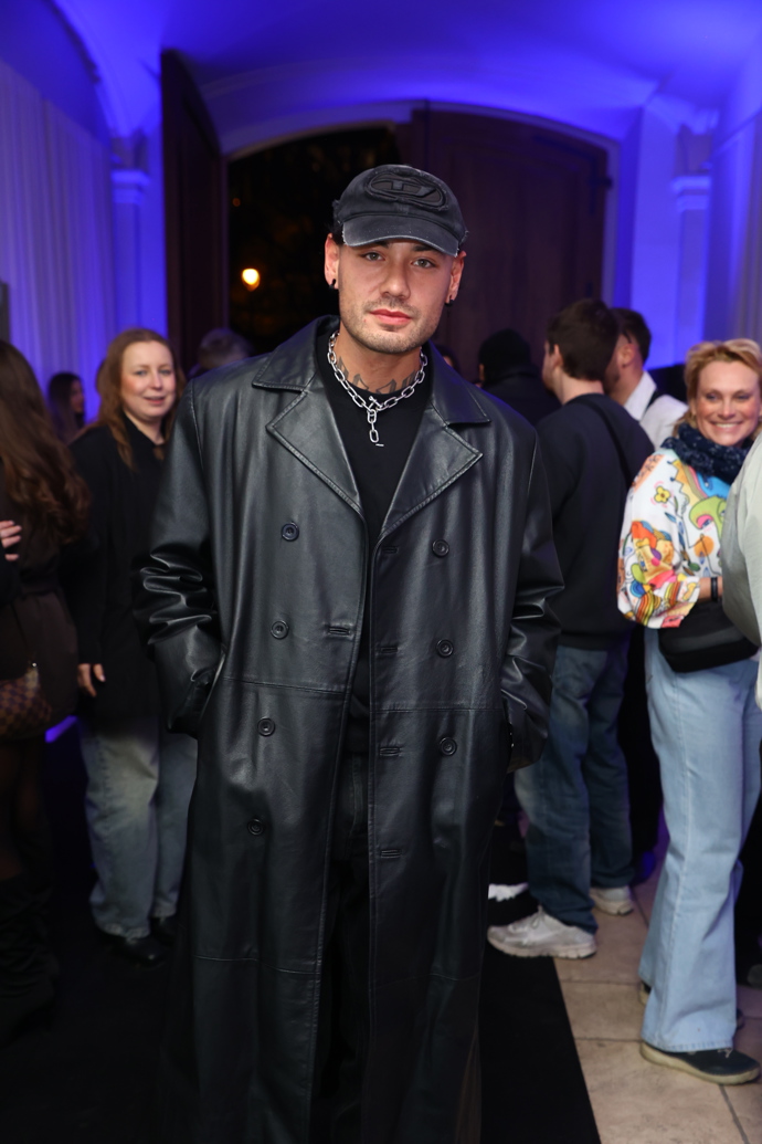 Renne Dang přišel na koncert Adama Mišíka.