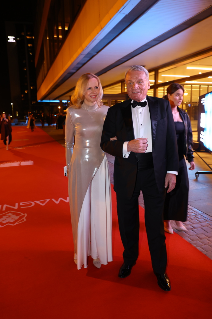 Primátor Bohuslav Svoboda s partnerkou.