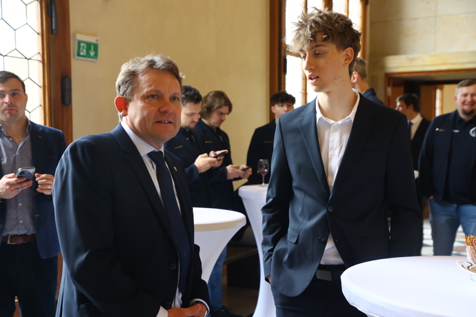 Rychlobruslař Metoděj Jílek.