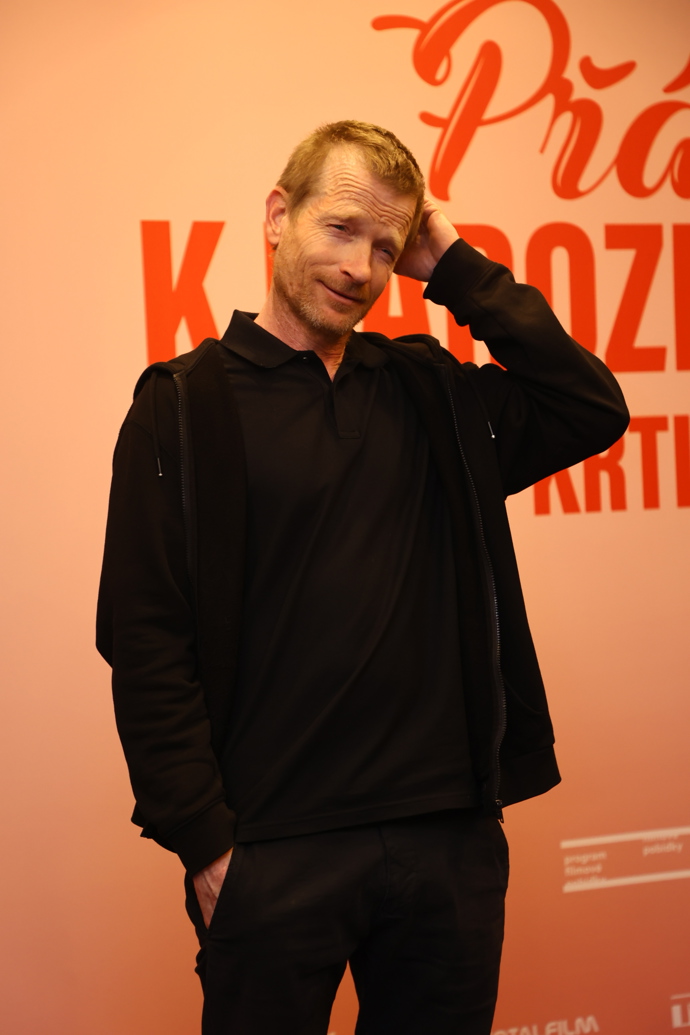 Matěj Hádek na premiéře filmu Přání k narozeninám: Křtiny.