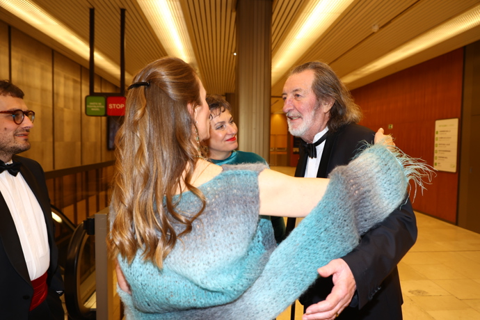 Anička Polívková se objala se svým tatínkem Bolkem Polívkou.