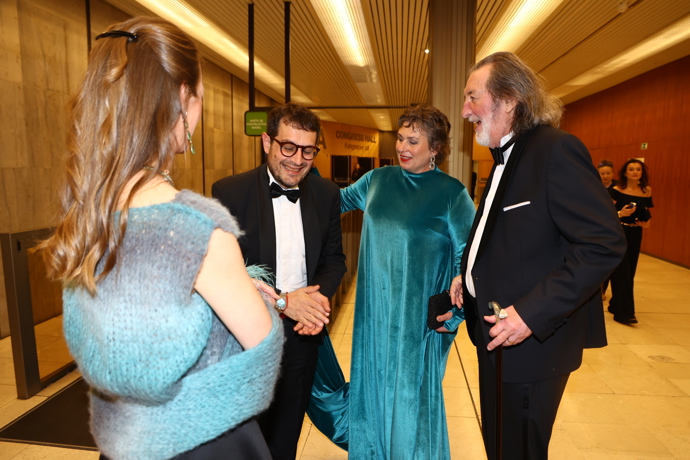 Anna Polívková s manželem, otcem a jeho ženou.