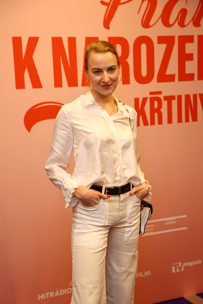 Dcera známé herečky si pohrála se světlými odstíny. 