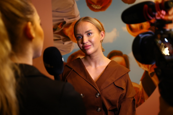 Dominika Horáková stále prý nemá cit v nohách. 