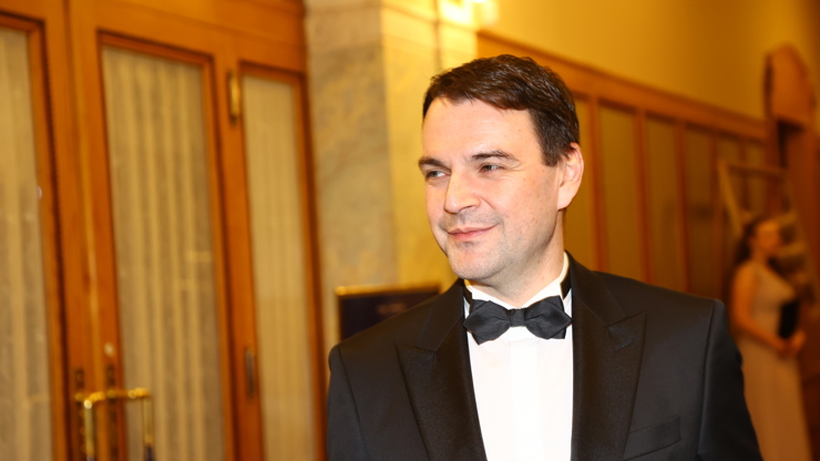 Česko-Slovenský ples si nenechal ujít ministr Petr Macinka.