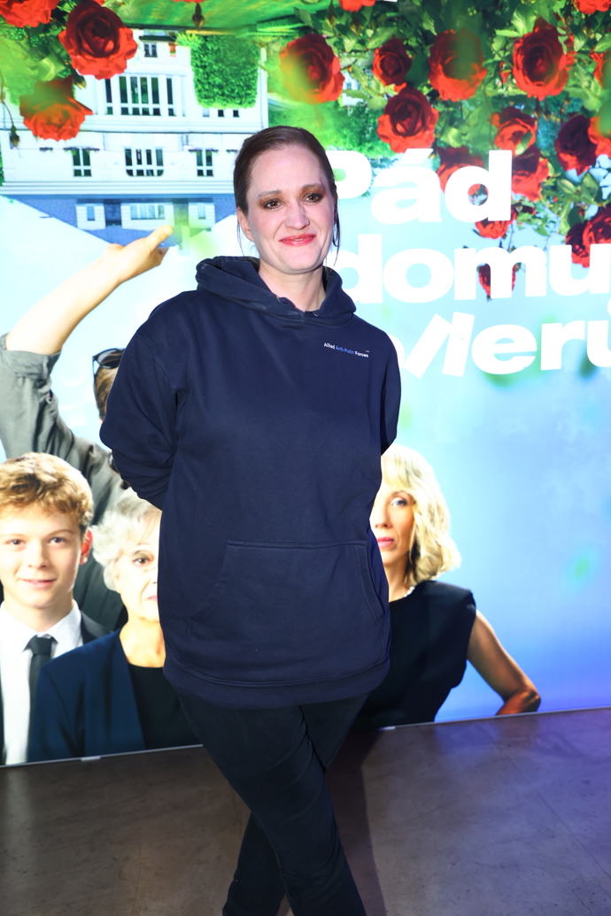 Natálie Kocábová napsala Pád domu Kollerů. 