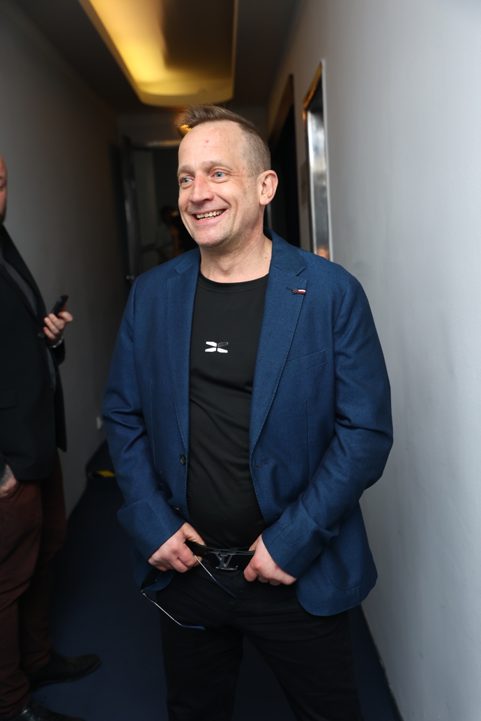 Martin Kocián se po dlouhé době objevil ve společnosti - a dokonce oblékl tmavě modré sako.