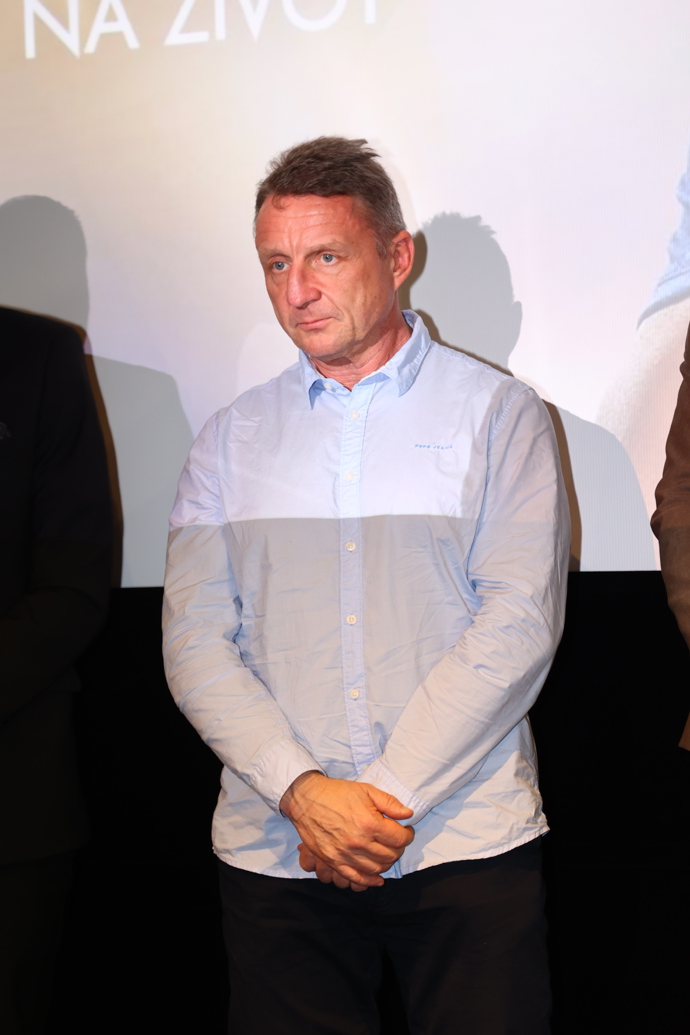 Epidemie obezity podle Suchánka dopadne také na naše peněženky, protože zatíží náš zdravotní systém. 