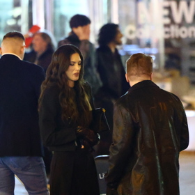 Pár společně po premiéře odcházel domů.