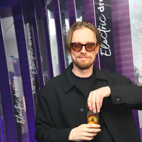 Paulie Garand splní sen jednomu talentovanému hudebníkovi. 