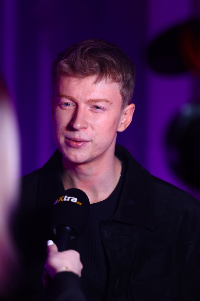 Adam Mišík při rozhovoru pro eXtra.cz.