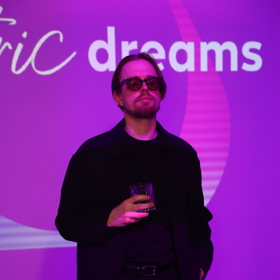 Paulie Garand se rozhodl splnit sen jednomu talentovanému hudebníkovi.