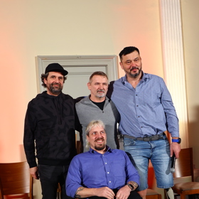 Místo v brance ho tak fanoušci s největší pravděpodobností uslyší jako televizního spolukomentátora.