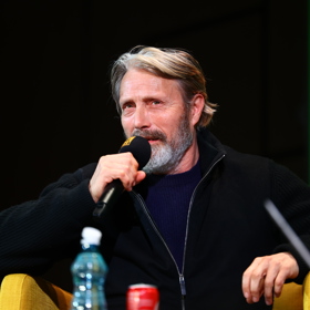 Dánský herec Mad Mikkelsen na Comic-Conu.