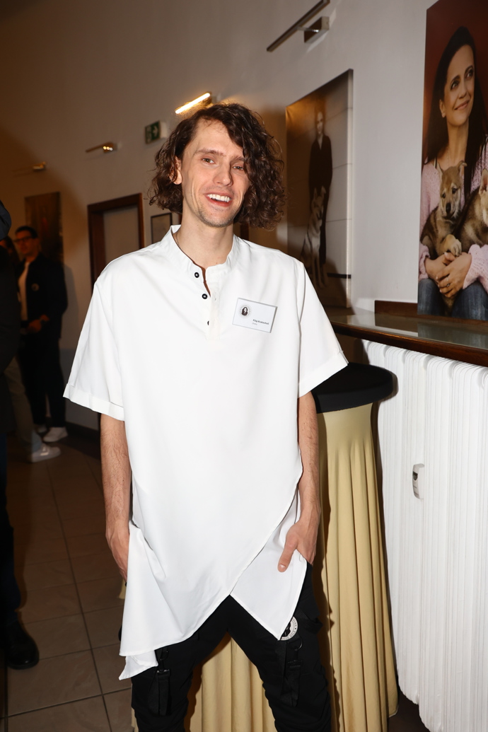 Filip Kratochvíl nedávno oslavil 31. narozeniny.