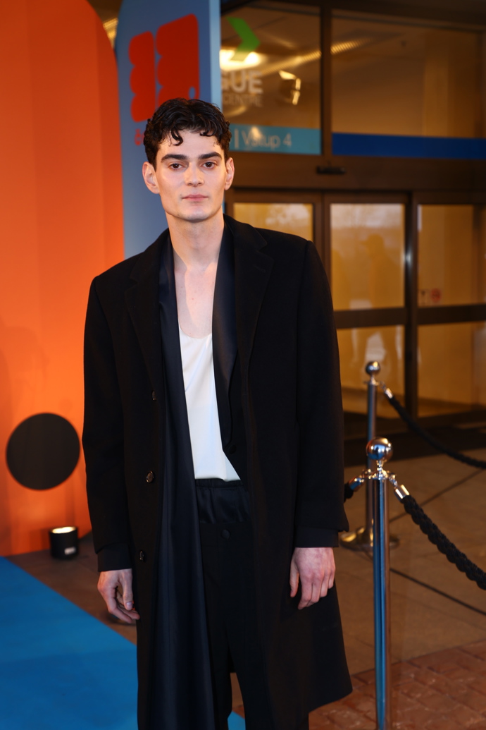 Josef Trojan při příchodu na předávání ocenění Český lev.