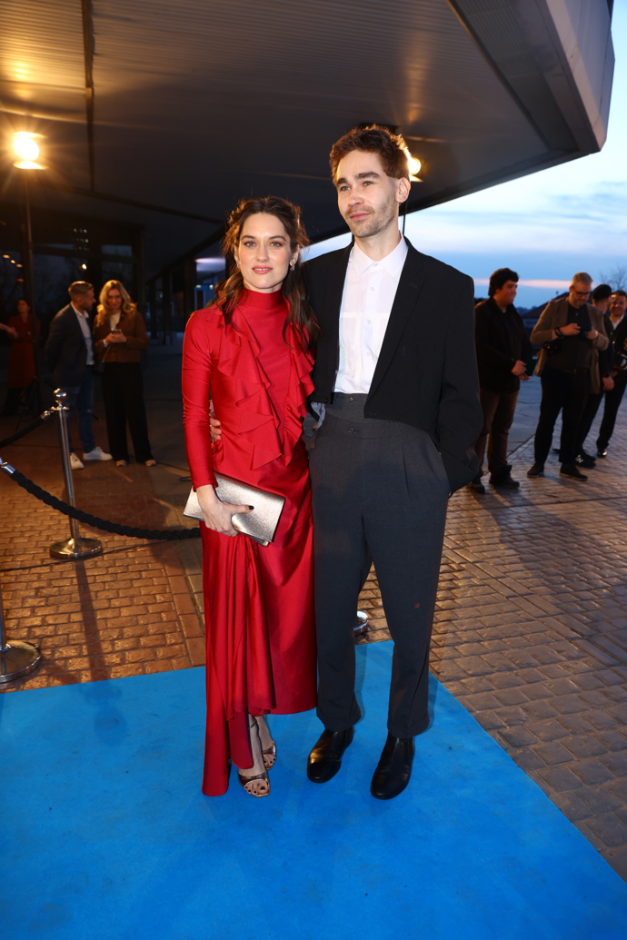 V Kongresovém centru, kde se předávají sošky Českého lva, se to hemží hosty.