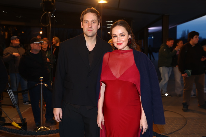 V Kongresovém centru, kde se předávají sošky Českého lva, se to hemží hosty.