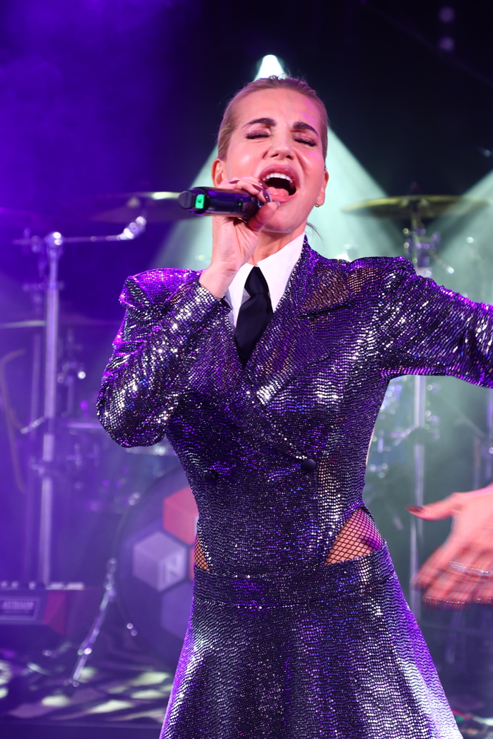 Dara Rolins to na Plese v Intru pořádně rozjela.