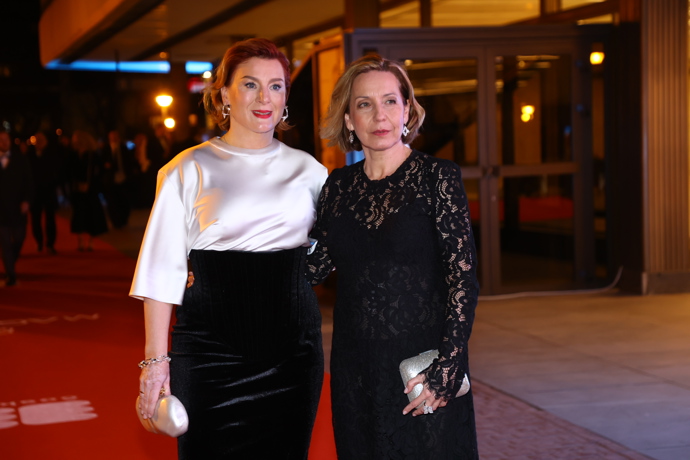 Lenka Krobotová vsadila na černobílou kombinaci.