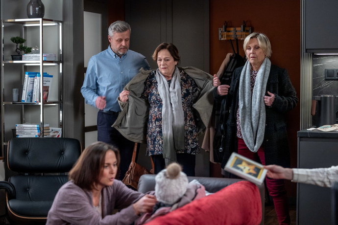 Vanda ale bude muset překonat i nedůvěru blízkých, které zradila.