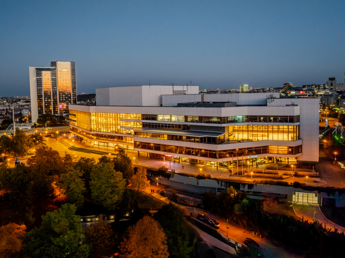 Večerní pohled na Kongresové centrum