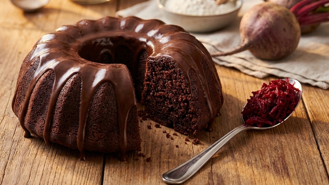 Dvě lžíce této rudé zeleniny v těstě ošálí čas: Váš moučník zůstane vláčný 5 dní