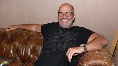 FOTO: Zdeněk Pohlreich na křtu CD Dalibora Jandy.