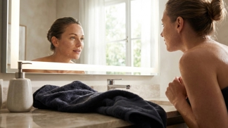 Dermatologové odhalili nečekaného viníka věčného akné: Tato úprava v sušení tváře vyléčí pleť i tam, kde drahé krémy selhaly