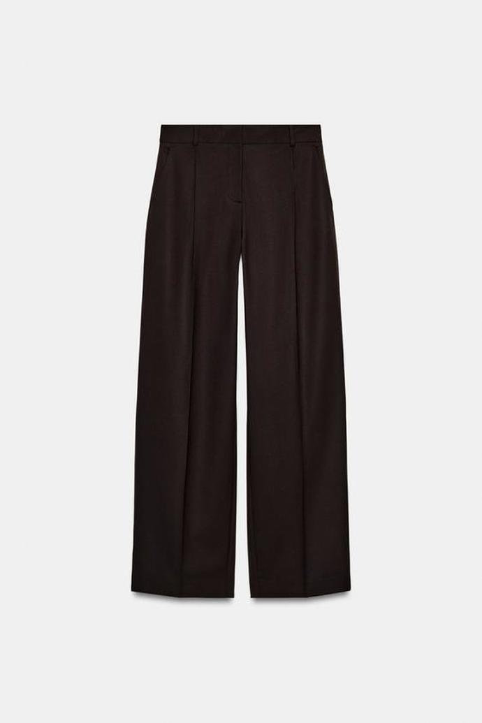 Kalhoty s rovnými nohavicemi a záševky, Zara, 999 Kč