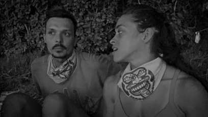 FOTO: Sára se snaží ze hry vyšachovat Traba.